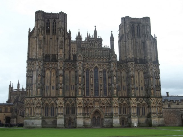 Places to stay in somerset - Wells Cathedral